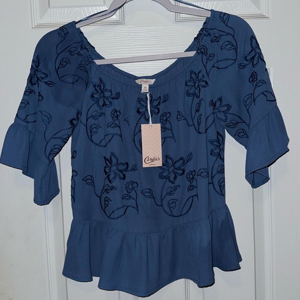 Candies Women's Blue Embroidered Floral Blouse Ruffle Sleeve NWT Size XS